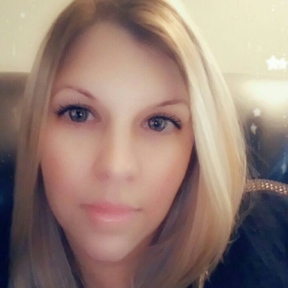 Meet your Posher, Tiffany